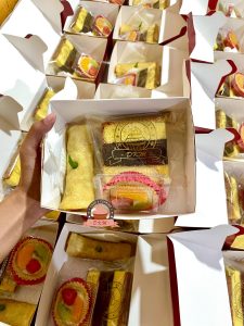 Kue basah tradisional risoles mayo gurih untuk snack box Jember